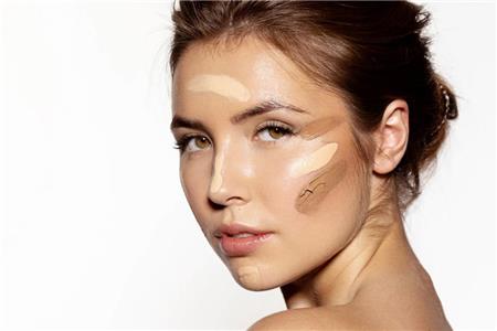 بهترین کرم پودر برای پوست چرب