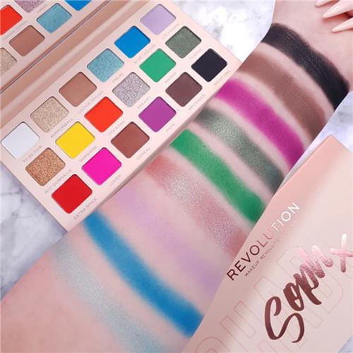 پالت سایه چشم 18 تایی رولوشن مدل Soph X Super Spice Shadow