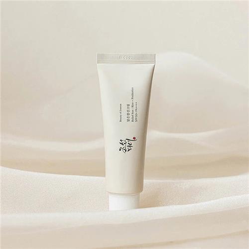 کرم ضدآفتاب SPF50+ بی رنگ برنج پروبایوتیک بیوتی آف جوسان Relief Sun حجم 50 میل