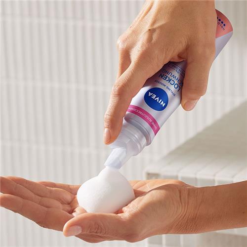 NIVEA-Styling-Mousse-Flexible-Curls--Care-