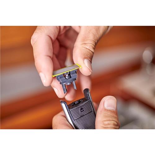 Philips-OneBlade-Electric-Trimmer-and-Shaver