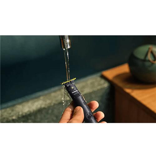 Philips-OneBlade-Electric-Trimmer-and-Shaver