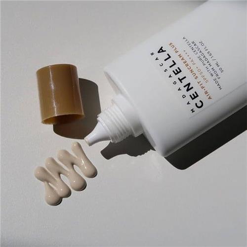 Madagascar-Centella-Air-Fit-Suncream
