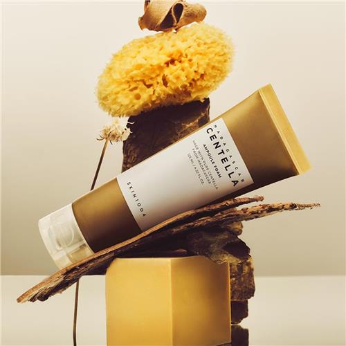 SKIN1004-Madagascar-Centella-Ampoule-Foam