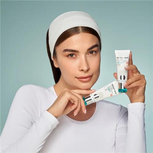 BRIGHT-Tone-Bright-Physical-Sunscreen-Invisible