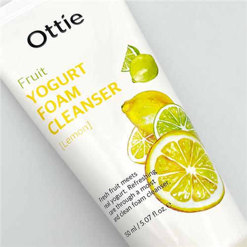 Ottie-Fruit-Yogurt-Foam-Cleanser-Lemon