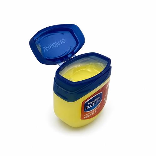 Vaselin-Nourishing-Skin Jelly Vitamin E 